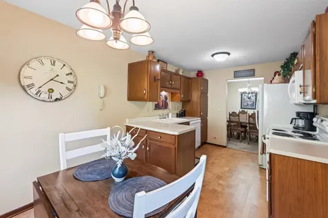 5217 Balmoral Lane Bloomington MN 55437
