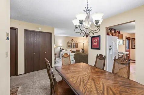 5217 Balmoral Lane Bloomington MN 55437