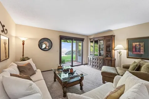 5217 Balmoral Lane Bloomington MN 55437