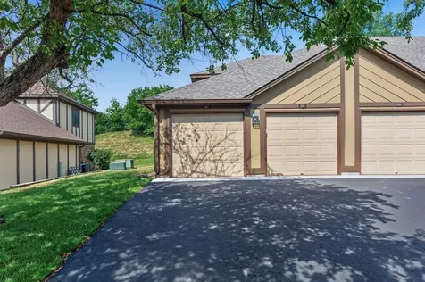 5217 Balmoral Lane Bloomington MN 55437