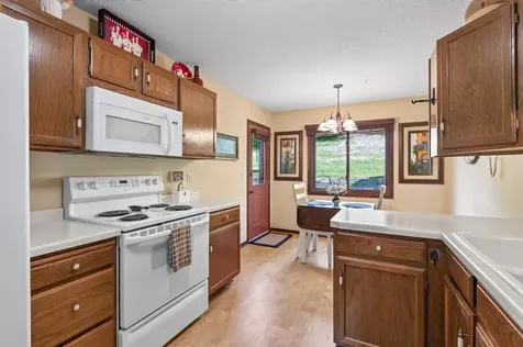 5217 Balmoral Lane Bloomington MN 55437