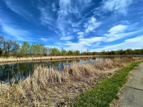 1589 Norbert Lane Shakopee MN 55379