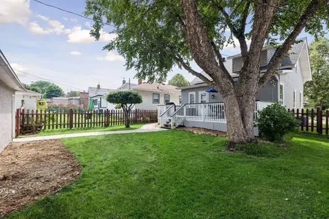 1297 Highland Parkway Saint Paul MN 55116