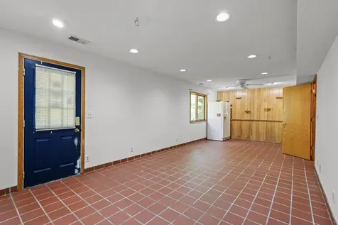 5200 W 135th Street Savage MN 55378