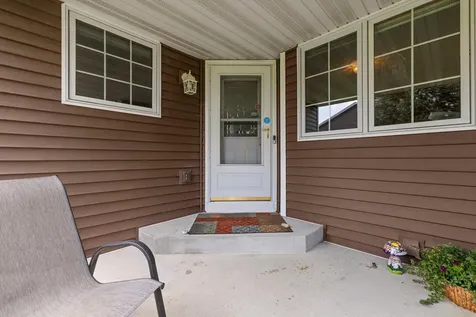 6228 Creekview Lane N Brooklyn Park MN 55443