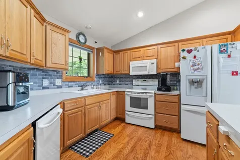 6228 Creekview Lane N Brooklyn Park MN 55443