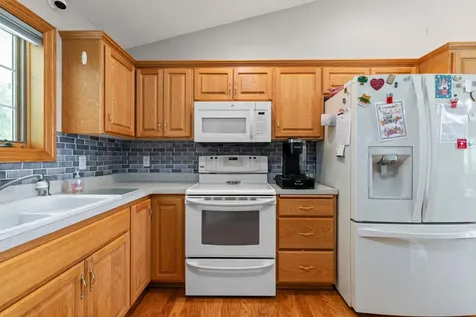 6228 Creekview Lane N Brooklyn Park MN 55443