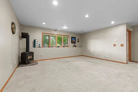 6228 Creekview Lane N Brooklyn Park MN 55443