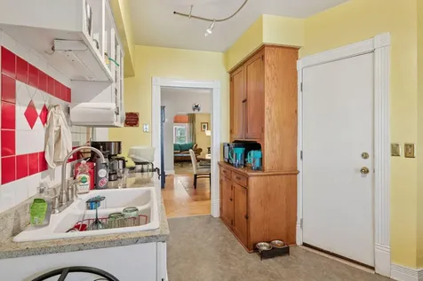 1222 Washington Street NE Minneapolis MN 55413