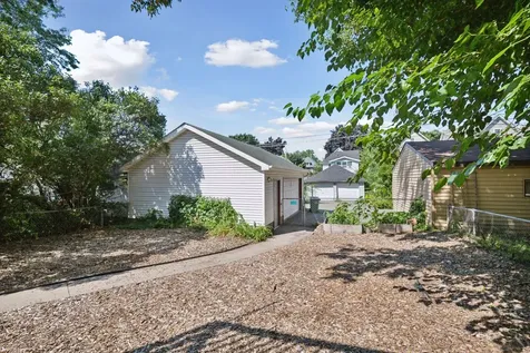 1222 Washington Street NE Minneapolis MN 55413