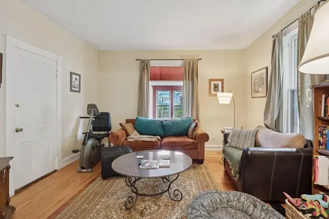 1222 Washington Street NE Minneapolis MN 55413