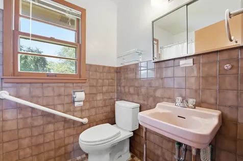 2213 Dellridge Avenue Saint Paul MN 55119
