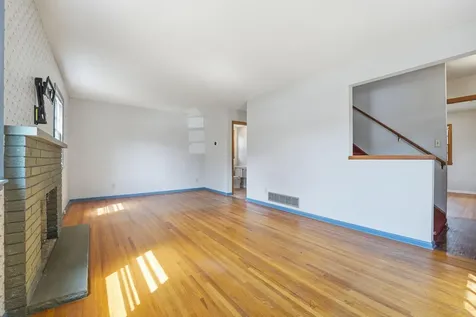 2213 Dellridge Avenue Saint Paul MN 55119