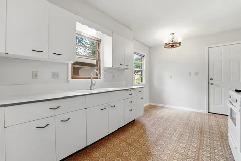 2213 Dellridge Avenue Saint Paul MN 55119