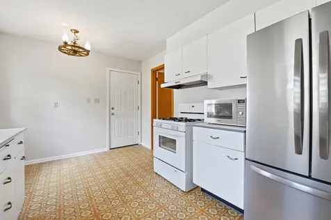 2213 Dellridge Avenue Saint Paul MN 55119
