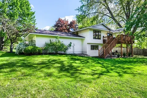 503 Highland Drive Chanhassen MN 55317
