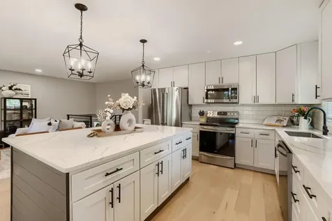 503 Highland Drive Chanhassen MN 55317