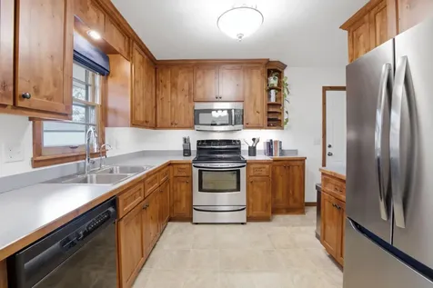 5324 Horizon Drive NE Fridley MN 55421