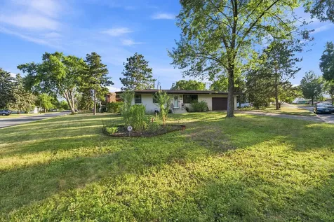 5324 Horizon Drive NE Fridley MN 55421