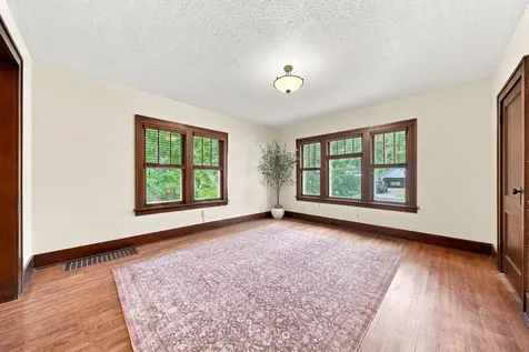 19 12th Street NE Faribault MN 55021