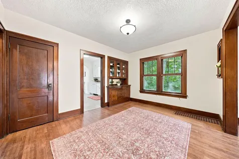 19 12th Street NE Faribault MN 55021