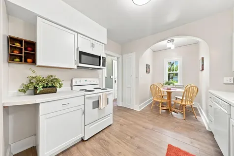 19 12th Street NE Faribault MN 55021