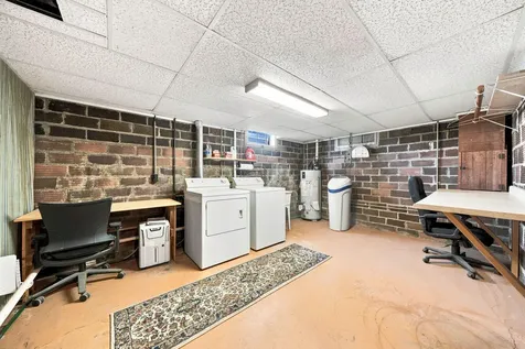 19 12th Street NE Faribault MN 55021