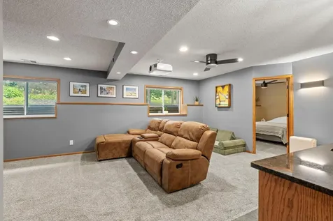 10161 176th Avenue NW Elk River MN 55330
