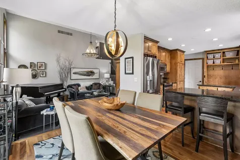 3882 Mersey Way Eagan MN 55123