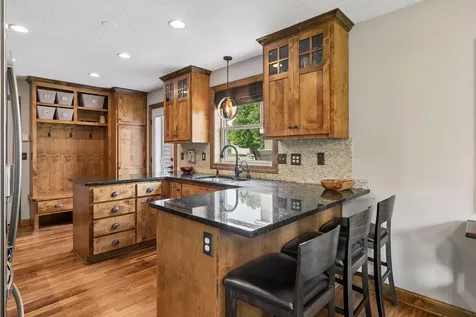 3882 Mersey Way Eagan MN 55123