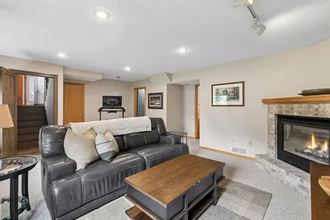3882 Mersey Way Eagan MN 55123