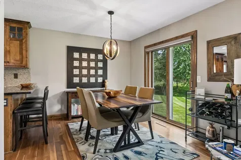 3882 Mersey Way Eagan MN 55123
