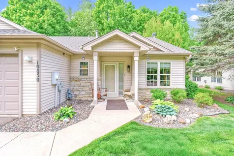 10850 Woodland Drive Chisago City MN 55013