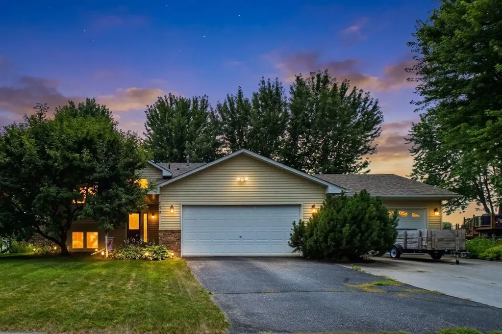 739 Kirche Hill Drive Carver MN 55315