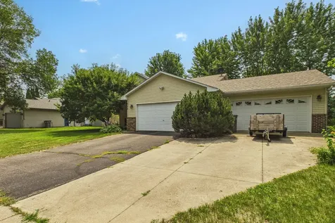 739 Kirche Hill Drive Carver MN 55315