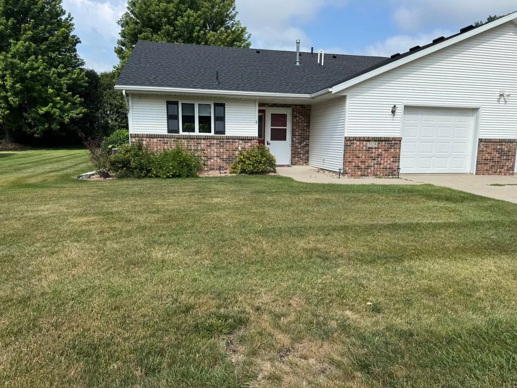 2608 10th Street SW Willmar MN 56201