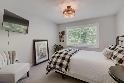 1729 6th Street NE Minneapolis MN 55413