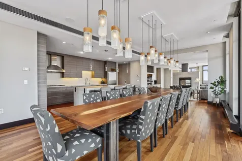 201 S 11th Street Minneapolis MN 55403