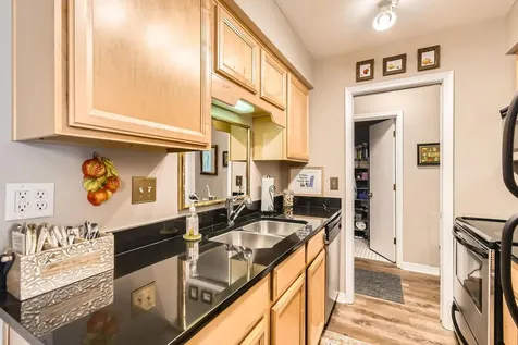 2727 W 43rd Street Minneapolis MN 55410