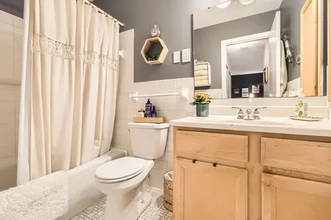 2727 W 43rd Street Minneapolis MN 55410