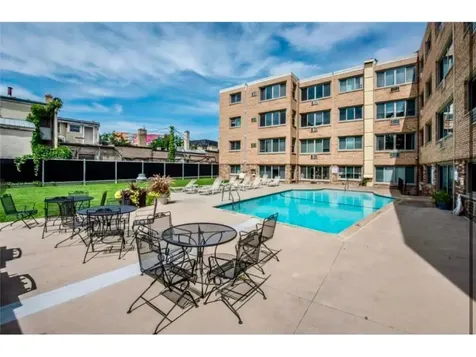 2727 W 43rd Street Minneapolis MN 55410