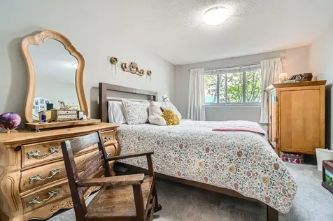 2727 W 43rd Street Minneapolis MN 55410