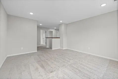 6195 Highland Hills Circle S Cottage Grove MN 55016