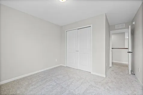 6195 Highland Hills Circle S Cottage Grove MN 55016