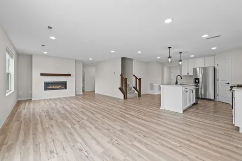 6195 Highland Hills Circle S Cottage Grove MN 55016