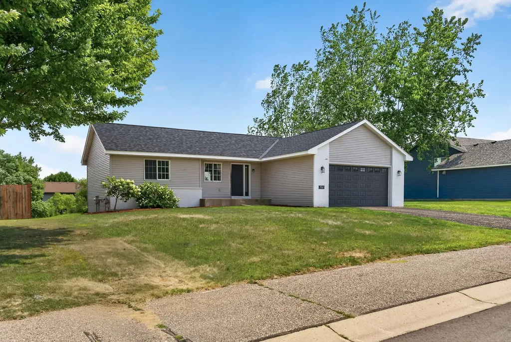 751 Morrison Avenue S Annandale MN 55302