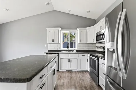 751 Morrison Avenue S Annandale MN 55302