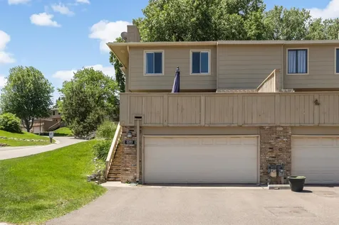 2201 Stroden Circle Golden Valley MN 55427