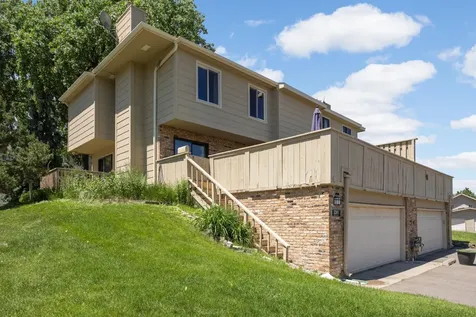 2201 Stroden Circle Golden Valley MN 55427