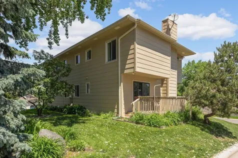 2201 Stroden Circle Golden Valley MN 55427